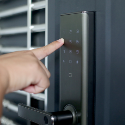 Omaha keyless smart lock